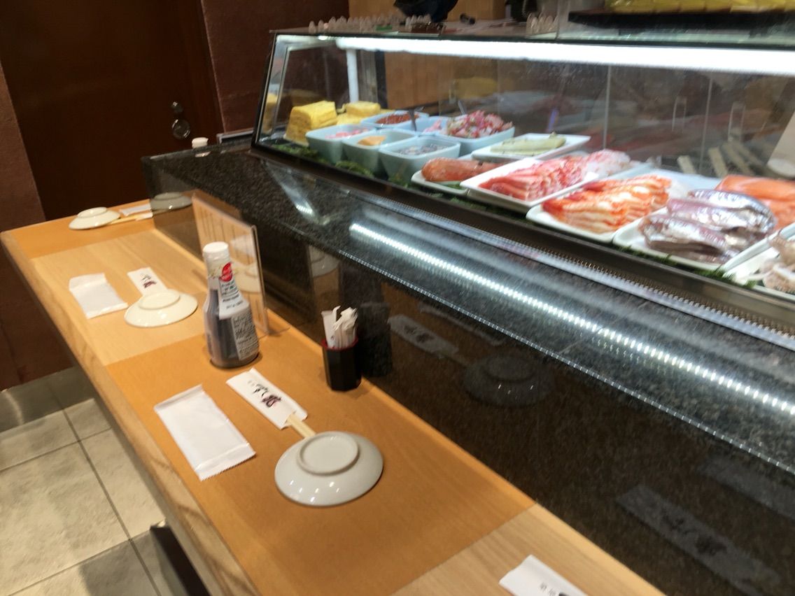 エキュート大宮の 築地 すし兆 でちょい飲みセット Dales Mivisのラーメン 一人飲みなど