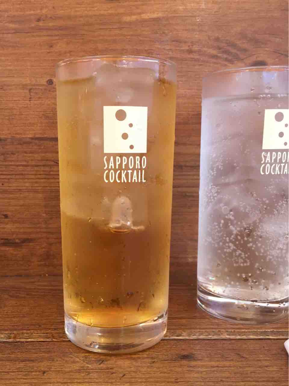 浅草ホッピー通りの 大衆酒場 岡本 にて牛すじもつ煮込みなど Dales Mivisのラーメン 一人飲みなど