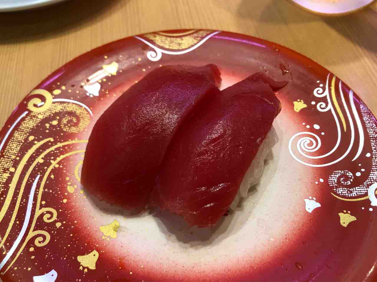 ラゾーナ川崎の 二代目ぐるめ亭 にて 国産本まぐろ赤身 生さばなど Dales Mivisのラーメン 一人飲みなど