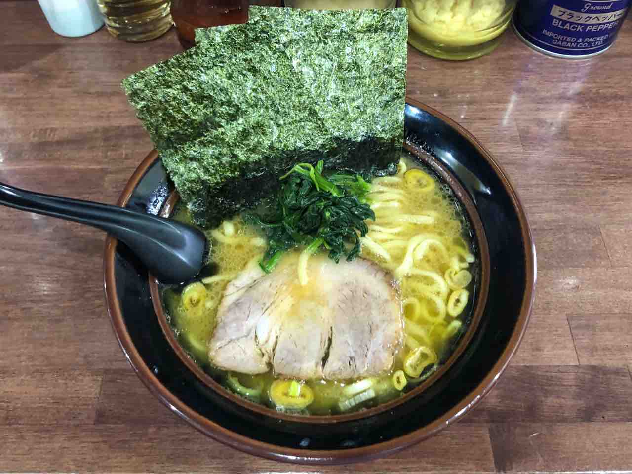 八王子の 横浜家系 まるに家 にて ラーメン Dales Mivisのラーメン 一人飲みなど 八王子の 横浜家系 まるに家 にて ラーメン Dales Mivisのラーメン 一人飲みなど