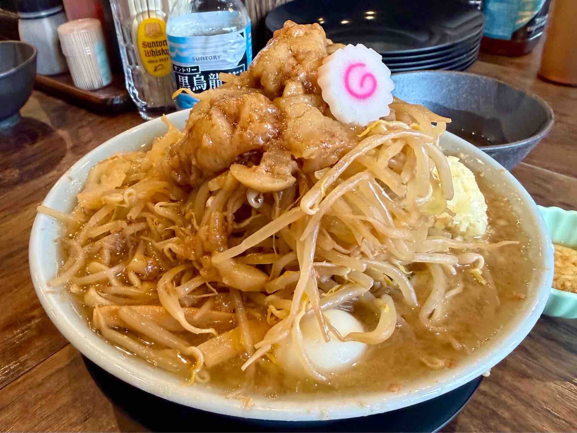 ラーメン富士丸」出身の「NO11」4号店 赤羽「自家製麺NO11 KITAKU