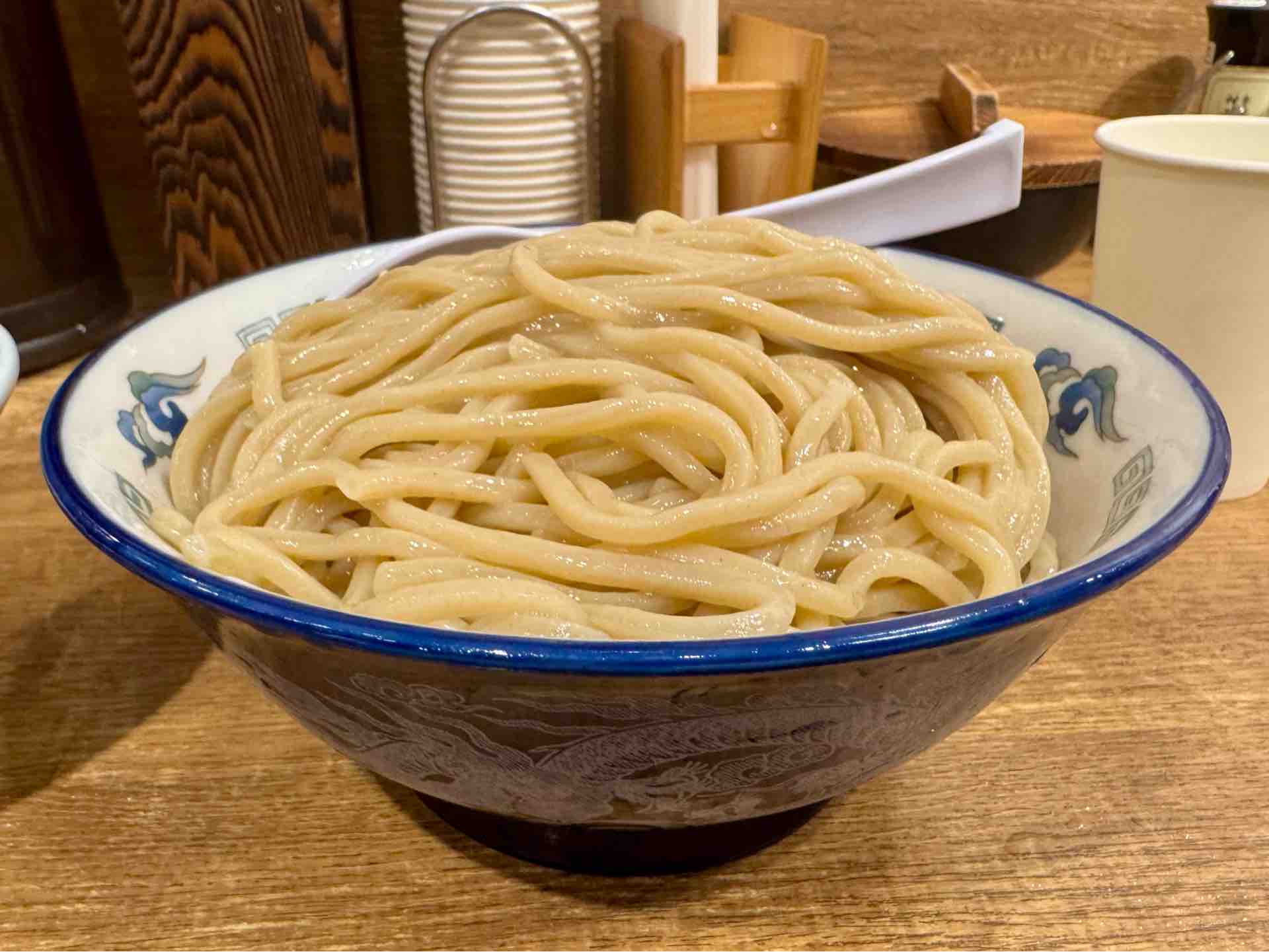六厘舎」創業一ヵ月で封印した「つけめん」復活 「舎鈴（しゃりん