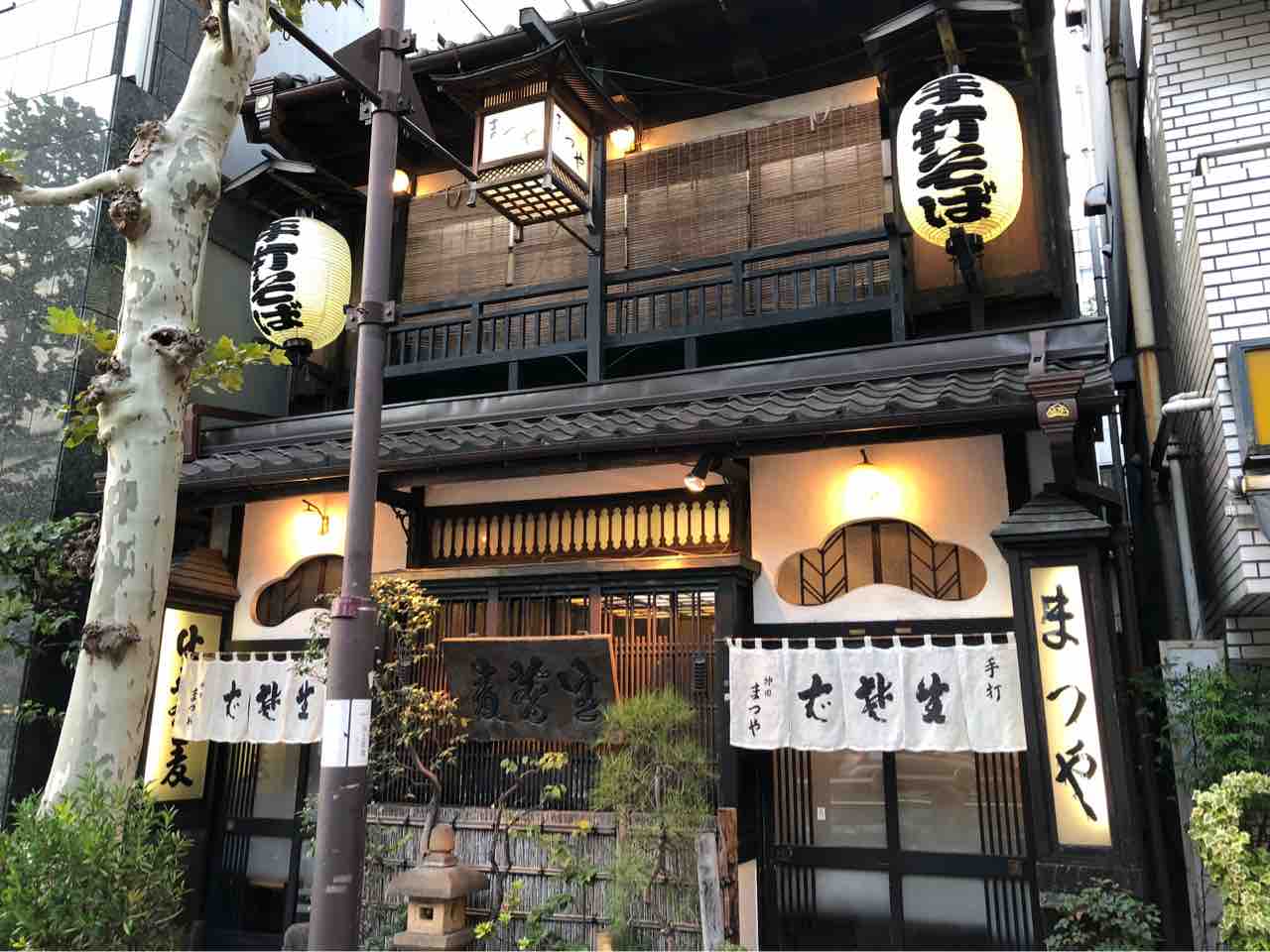 神田まつや にてもりそば 冷し豆腐など Dales Mivisのラーメン 一人飲みなど 神田まつや にてもりそば 冷し豆腐など Dales Mivisのラーメン 一人飲みなど