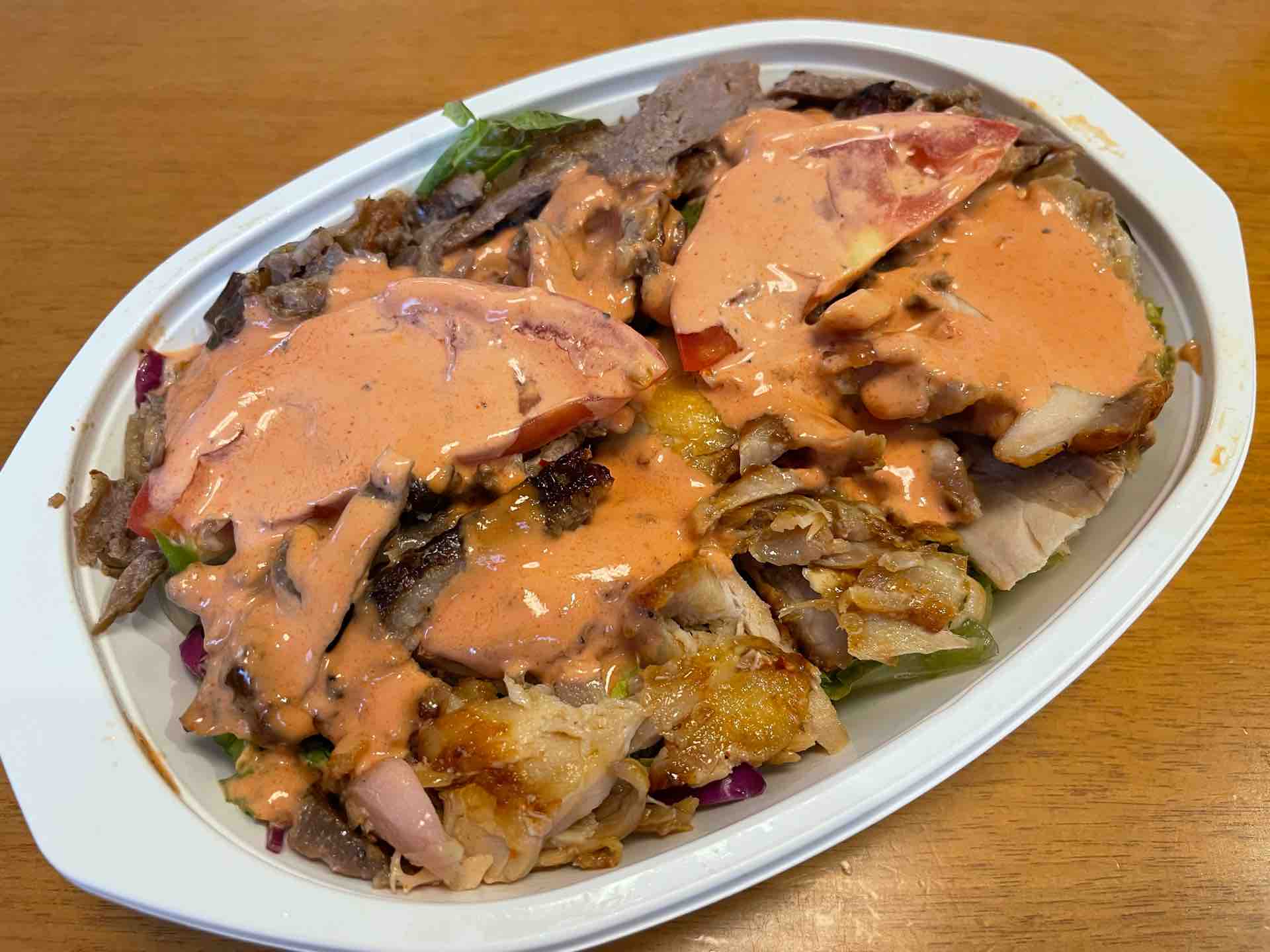 Saray Kebab（サライケバブ） 高田馬場さかえ通り店」にて おつまみ