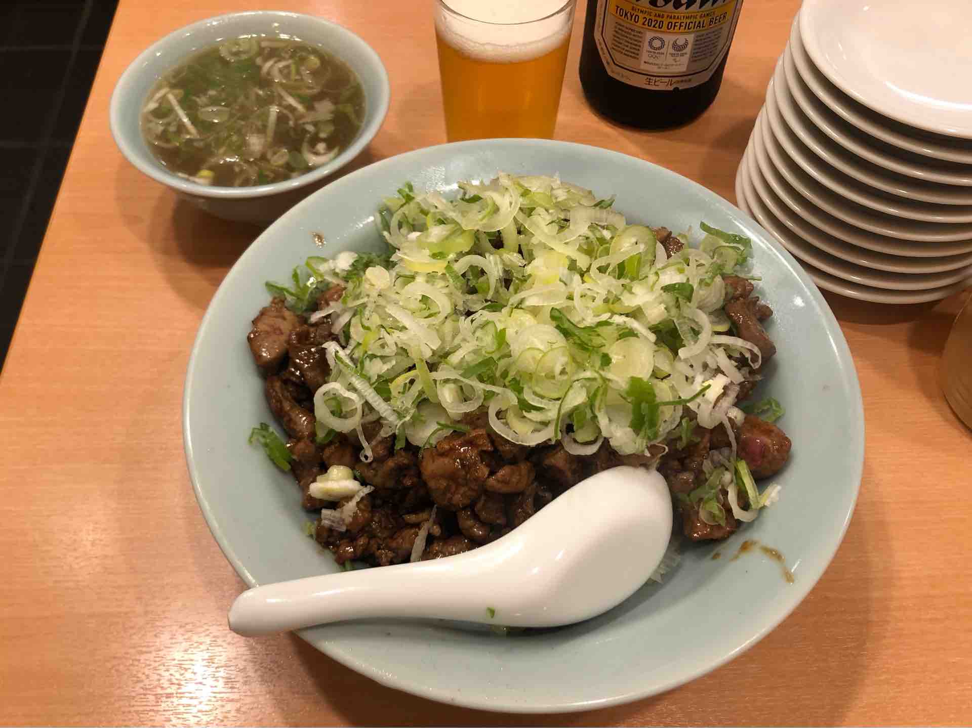 浅草の ニュー菜苑 にて 復活 長男 の純レバ丼 Dales Mivisのラーメン 一人飲みなど 浅草の ニュー菜苑 にて 復活 長男 の純レバ丼 Dales Mivisのラーメン 一人飲みなど