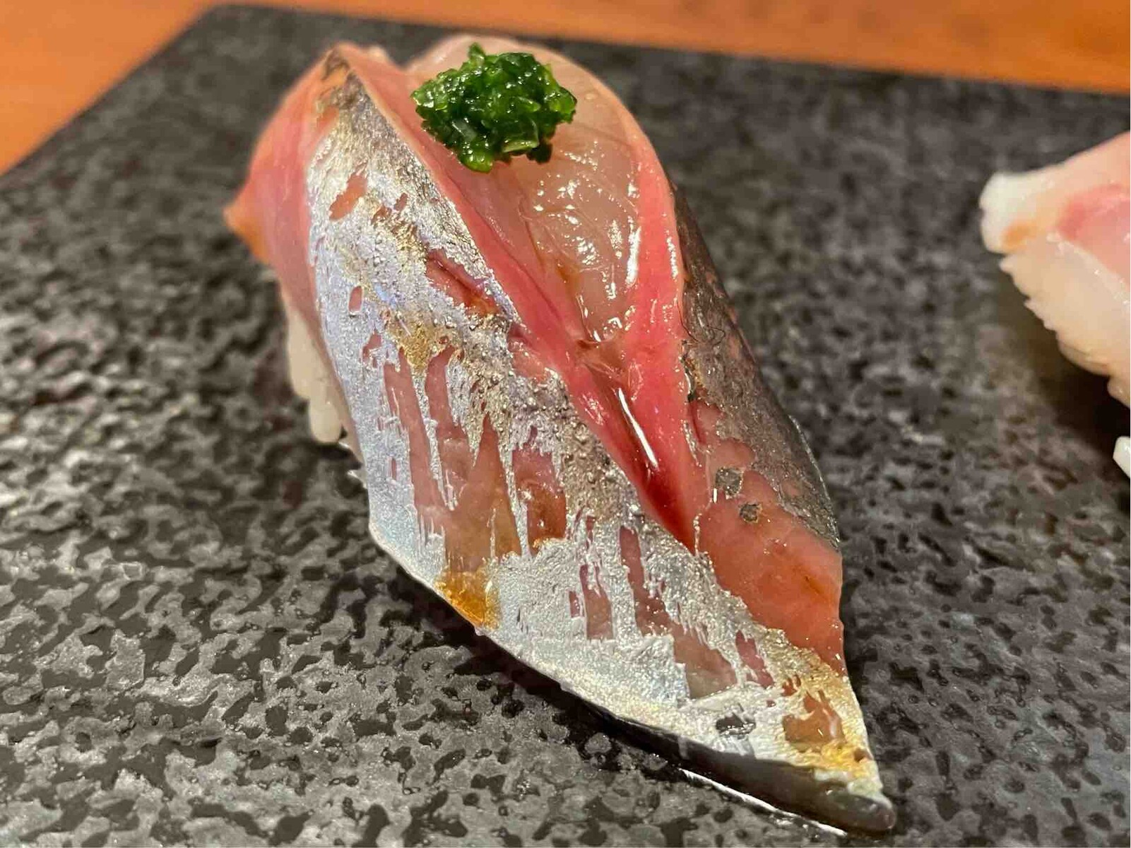 酒肴 新屋敷 にて松浦アジの極み祭 鮨あやべ 鯵握り 㐂九家 かけそばとコラボ Dales Mivisのラーメン 一人飲みなど