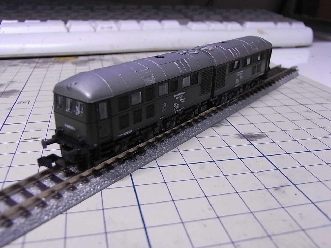 ディーゼル機関車 V188 : DAMEYA＠1/144