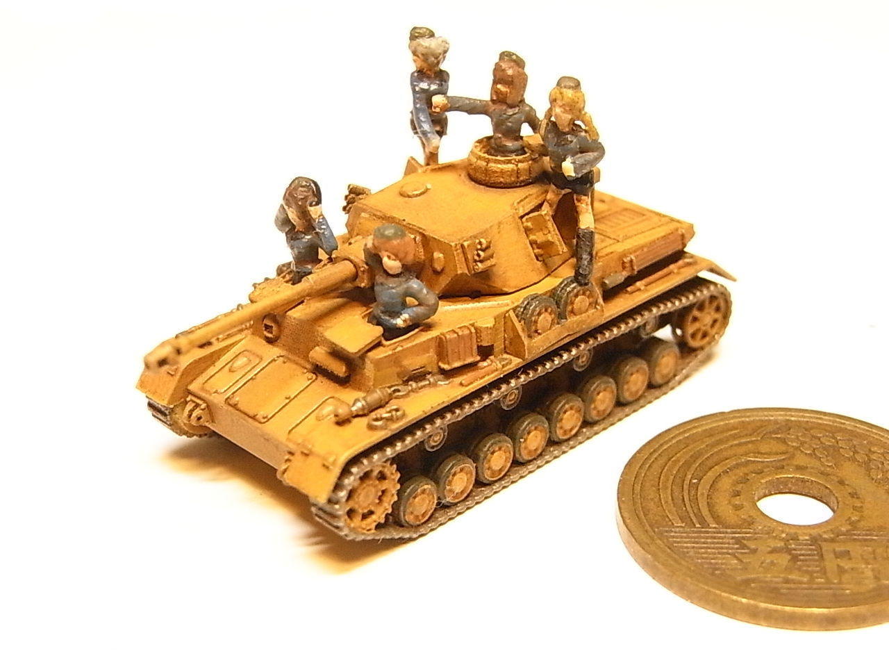 1/144 戦車　フィギュア 000000001205_flvBR3y.jpg