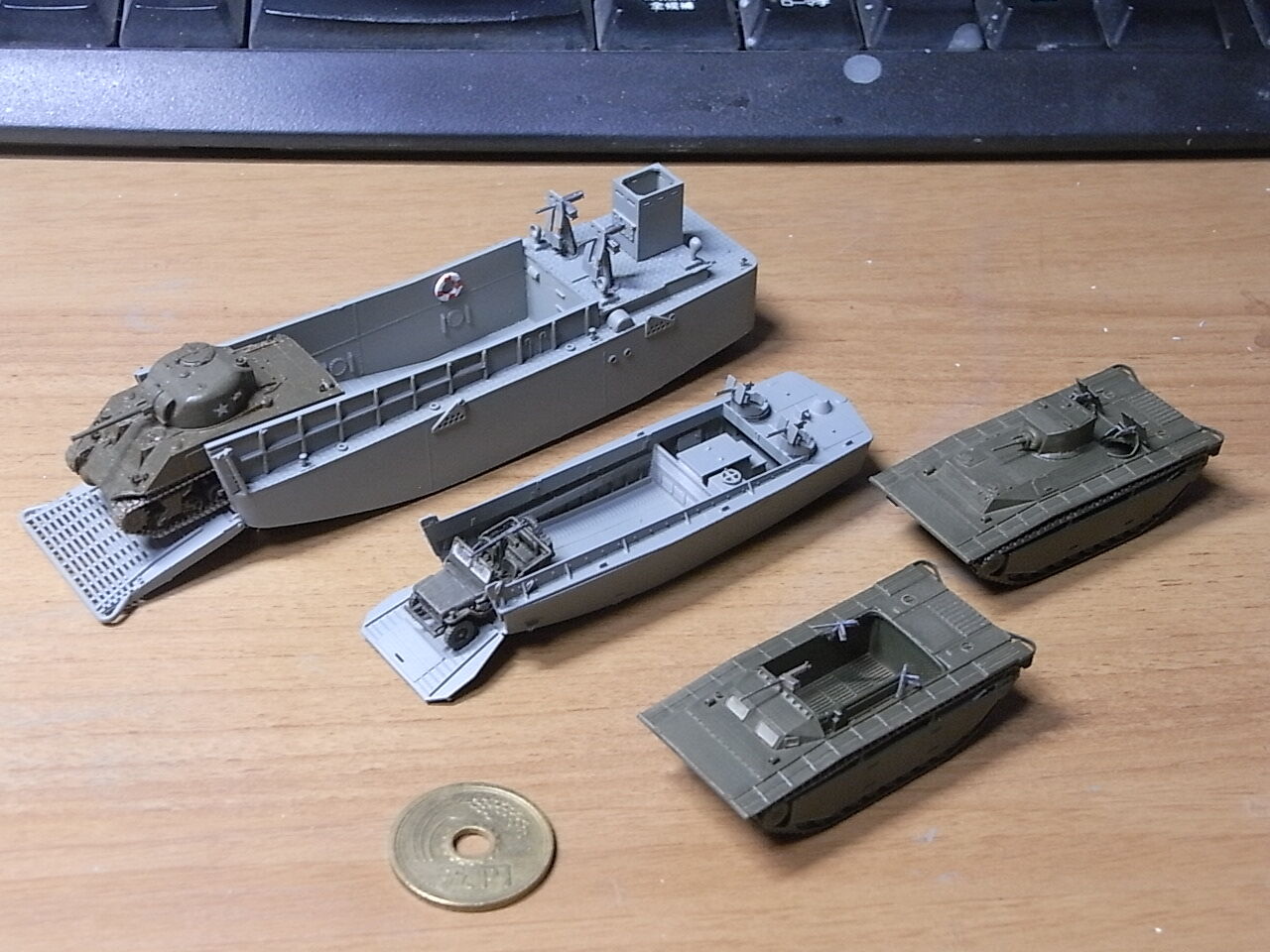 1/144 LCVPヒギンズボート＆LSM-3 : DAMEYA＠1/144