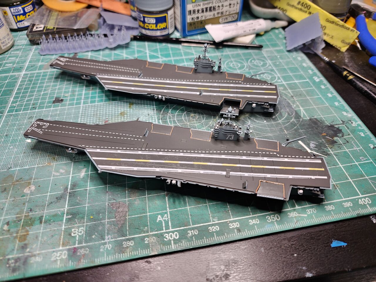 1/2000 ニミッツ級原子力空母、ジョージ・ワシントンサンプル組み立て