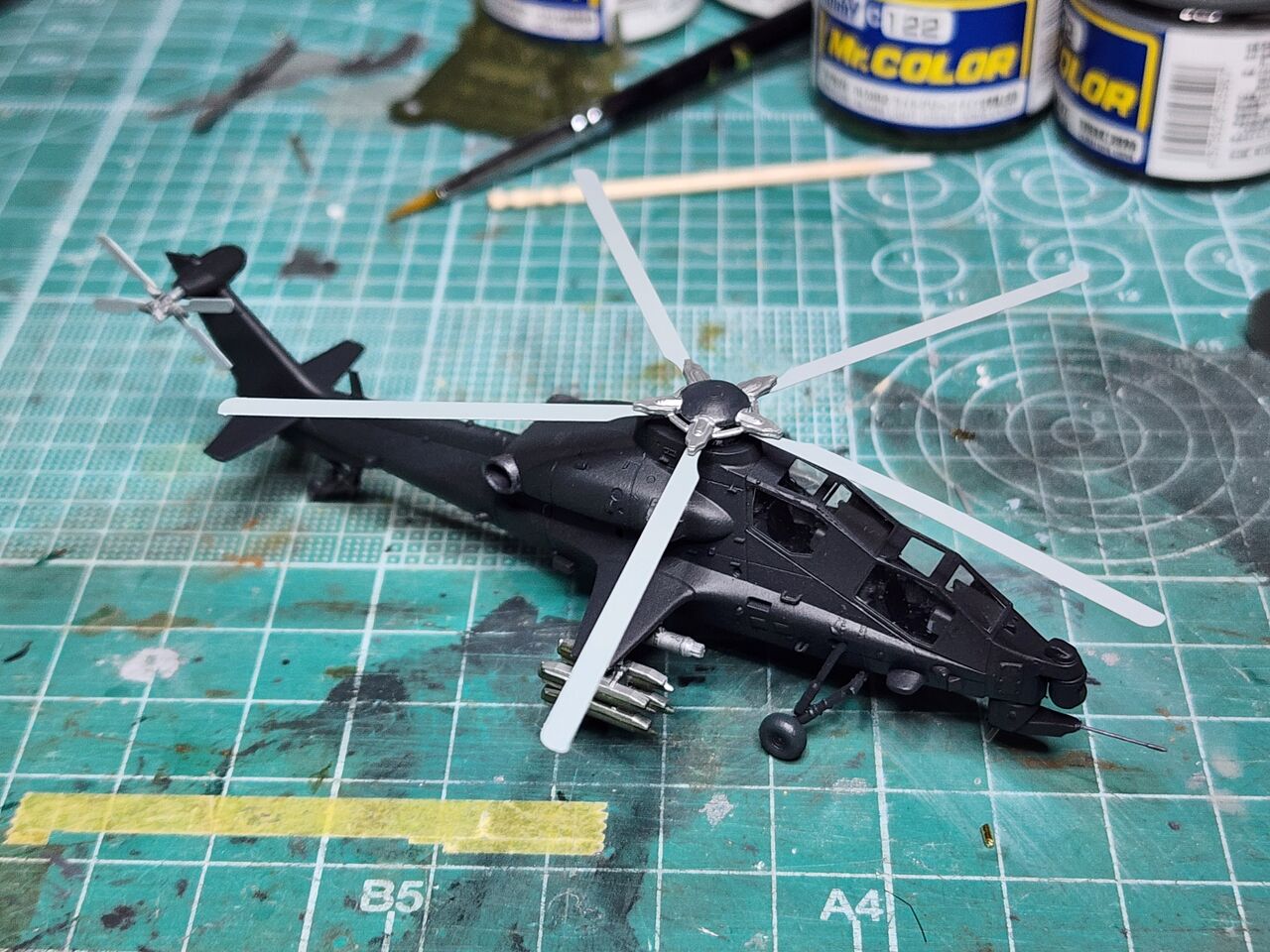 ヘリコプター模型 海上自衛隊 ヘリコプターセット (プラモデル) - ホビーサーチ