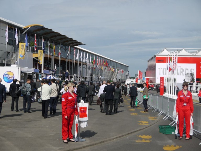 スタッフブログ 株式会社羽生田鉄工所 ファーンボロー国際航空ショーに出展しました スタッフブログ 株式会社羽生田鉄工所 ファーンボロー国際航空ショーに出展しました
