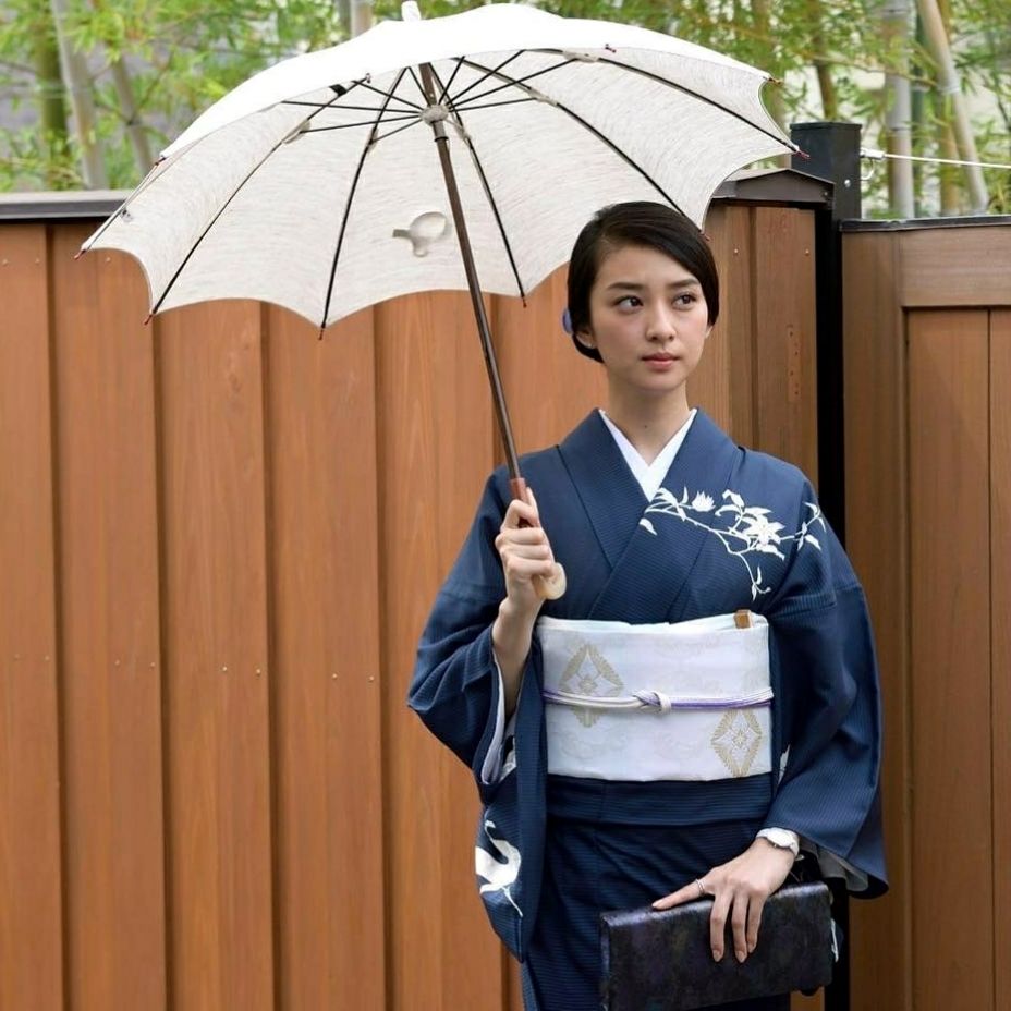 ファッションの 黒革の手帖 武井咲着用 チュニック Www Qiraatafrican Com