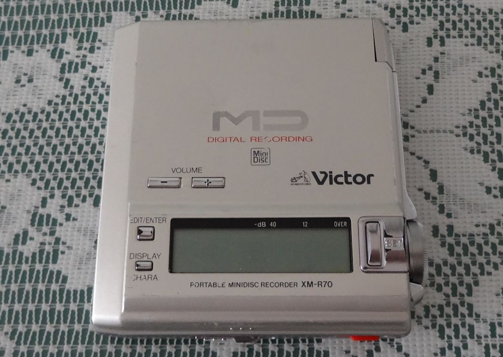 Victor ポータブルMDプレイヤー XM-B22P JVC(JVC・Victor Victor ポータブルMDプレイヤー XM-B22P JVC(JVC・Victor