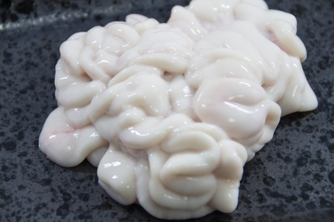 27705bdc927b2791f16a5230beb81f37_s