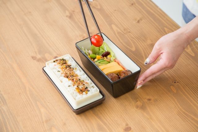 メシマズ嫁 弁当にヨーグルト味の卵焼きが入ってたので ははーんまたアレンジか と思ったら 男性様 気団 生活2chまとめブログ メシマズ嫁 弁当にヨーグルト味の卵焼きが入ってたので ははーんまたアレンジか と思ったら 男性様 気団 生活2chまとめブログ