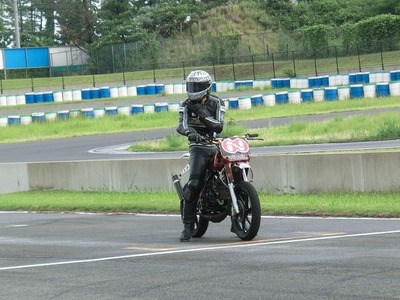 04