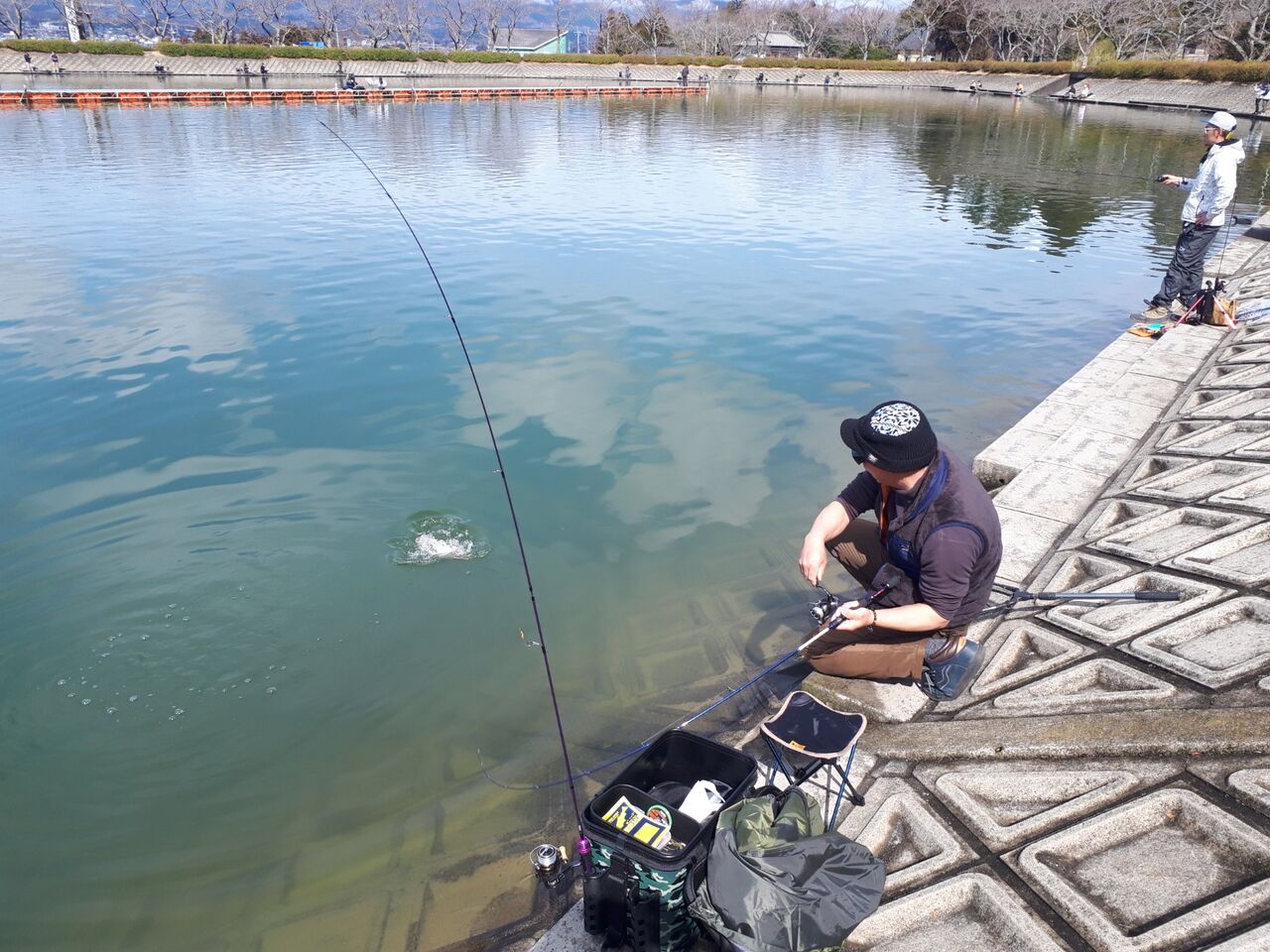 チームツーテンゴの東山湖釣行 後編 水分だっぷりコラーゲン チームツーテンゴの東山湖釣行 後編 水分だっぷりコラーゲン