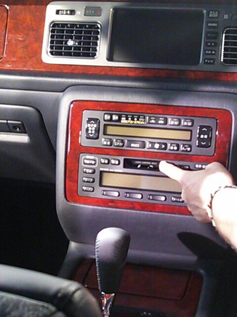 TOYOTA トヨタ CENTURY センチュリー 純正 ウォークマン カセット