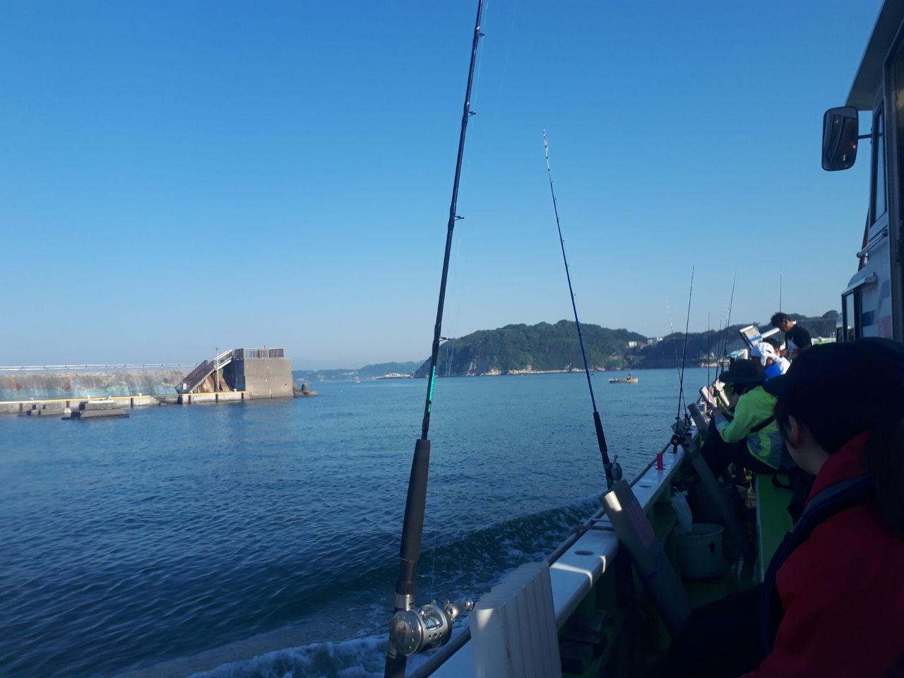 葉山沖でマルイカ釣り 後編 水分だっぷりコラーゲン 葉山沖でマルイカ釣り 後編 水分だっぷりコラーゲン