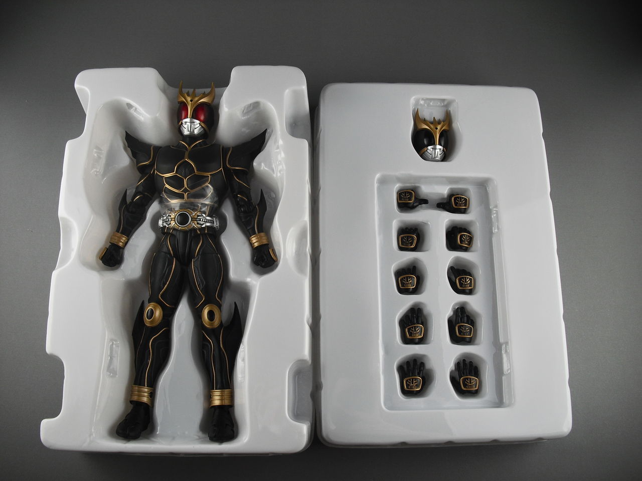 レビュー 魂ウェブ限定 S H フィギュアーツ 仮面ライダークウガ アルティメットフォーム Dark S Toy