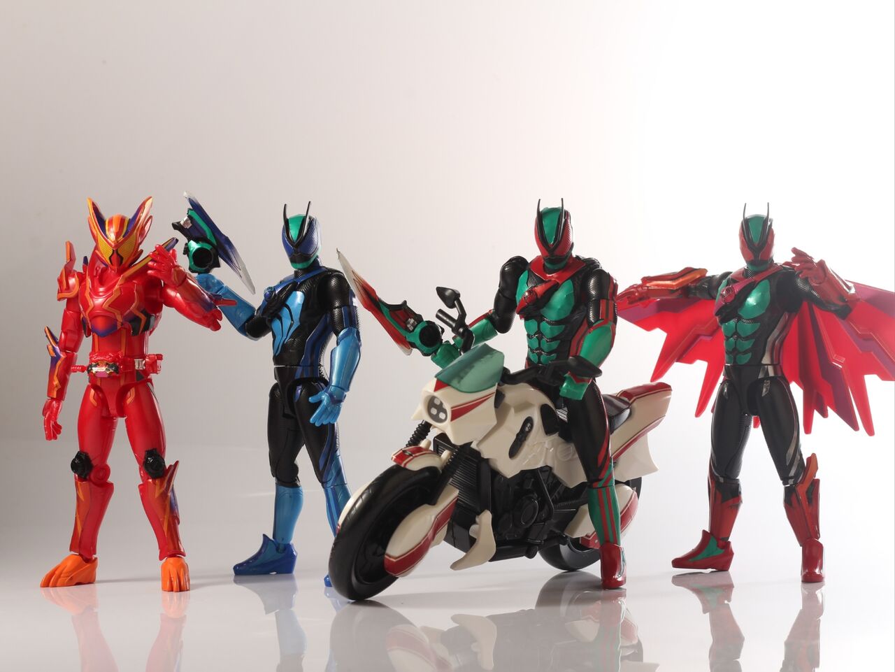 レビュー】装動 仮面ライダーゼッツ AGT1 Feat. 装動 仮面ライダーガヴ