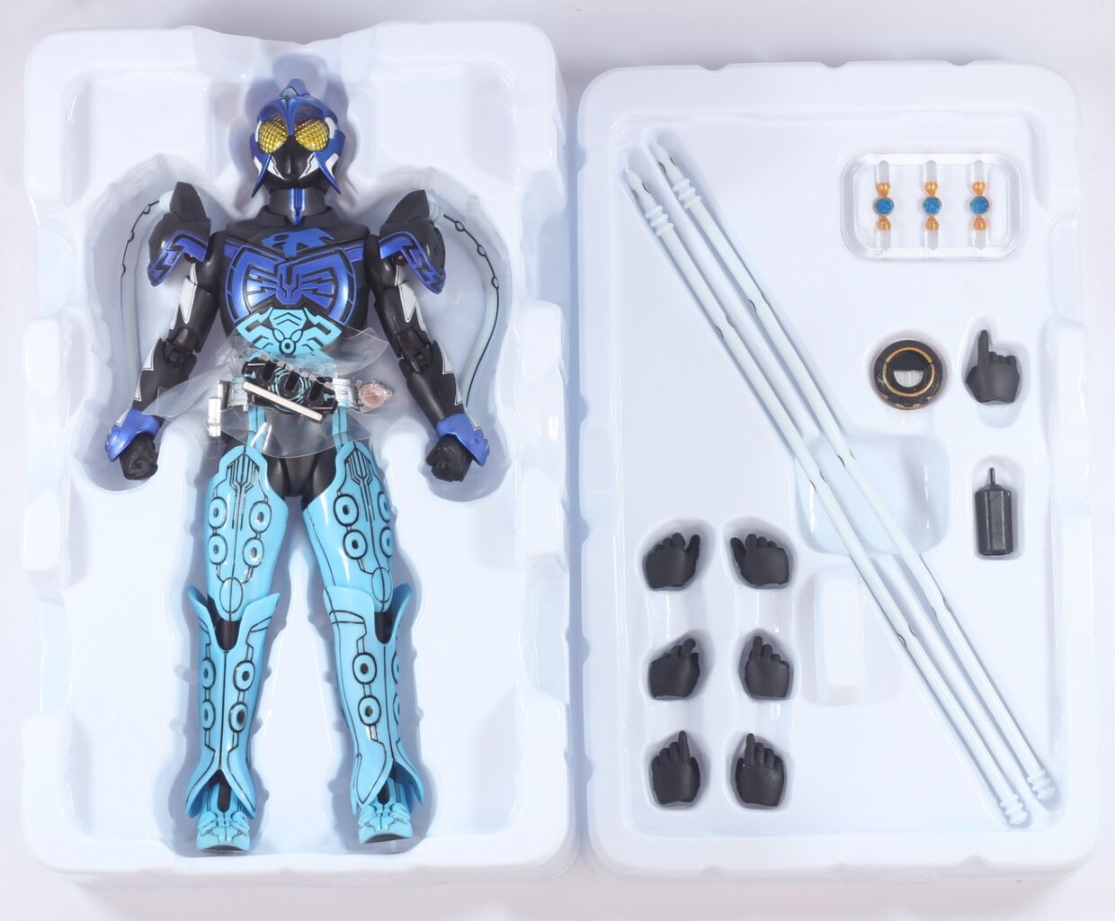 S.H.フィギュアーツ 仮面ライダーオーズ シャウタコンボ 真骨彫
