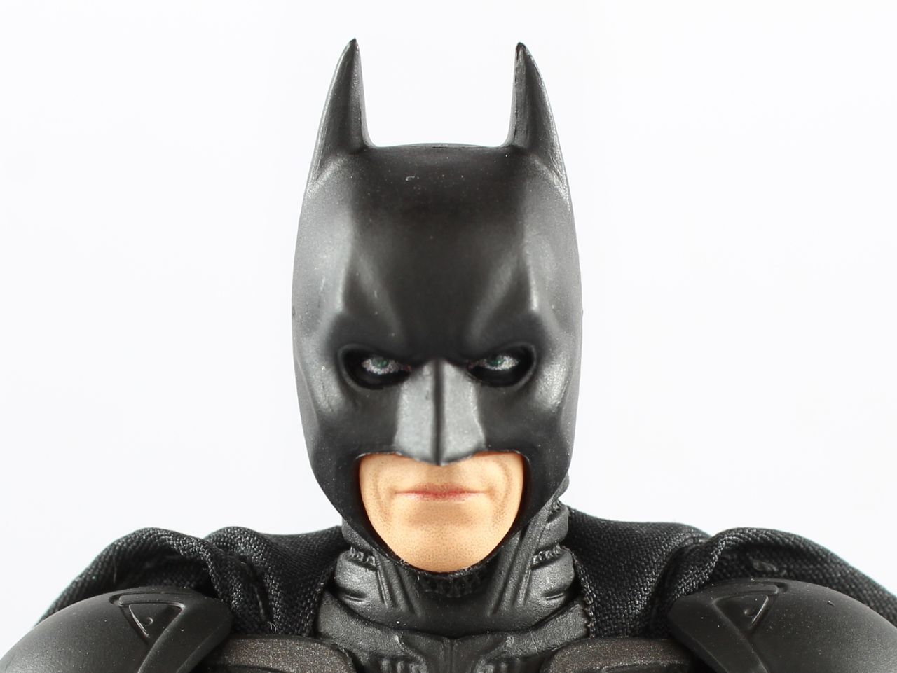 MAFEX バットマン Ver. 3.0 アクションフィギュア Amazon.co.jp: MAFEX マフェックス No.053 ダークナイト