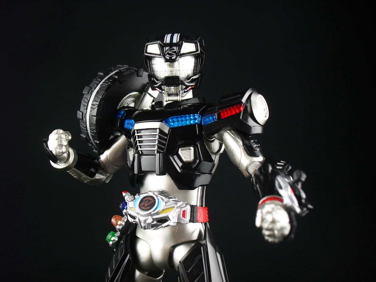 レビュー】S.H.フィギュアーツ 仮面ライダードライブ タイプワイルド