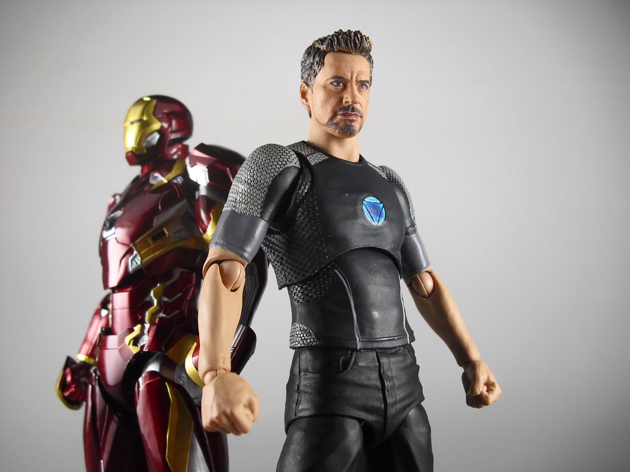 レビュー】S.H.フィギュアーツ トニー・スターク : dark's toy レビュー】S.H.フィギュアーツ トニー・スターク : dark's toy
