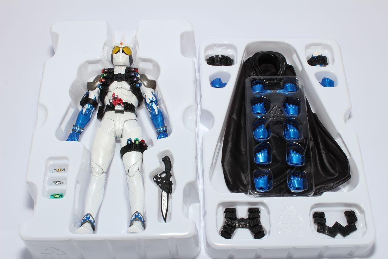 レビュー】魂ウェブ限定 S.H.フィギュアーツ 仮面ライダーエターナル 