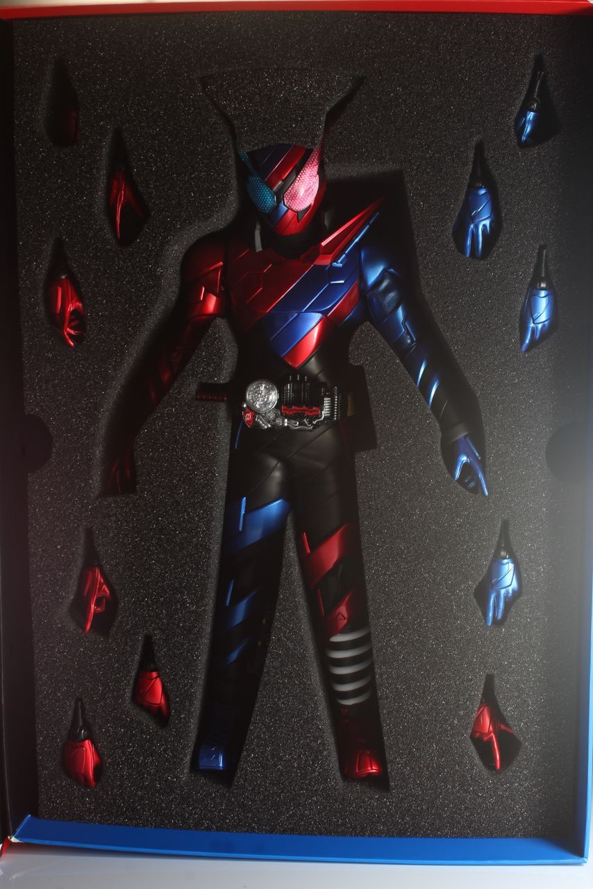レビュー】RAH GENESIS 仮面ライダービルド ラビットタンク レビュー】RAH GENESIS 仮面ライダービルド ラビットタンク