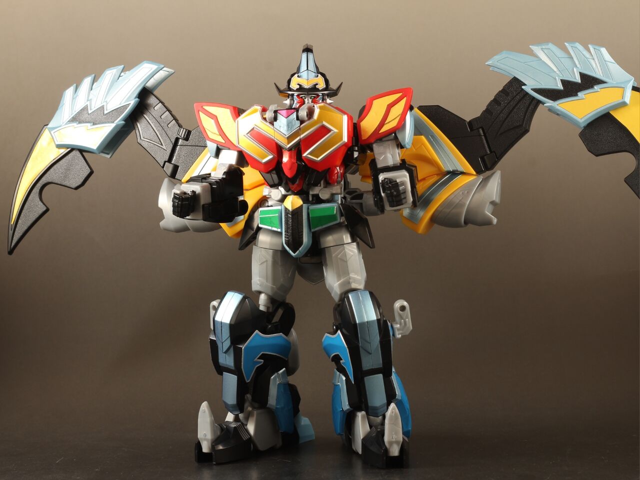 SMP.魔人合体マジキング。 SMP [SHOKUGAN MODELING PROJECT] 魔神合体 マジキング｜発売日