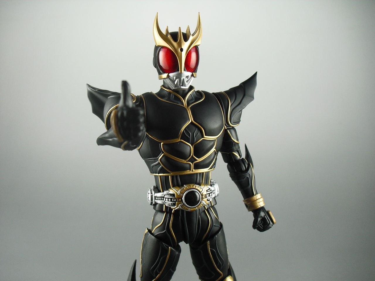 レビュー 魂ウェブ限定 S H フィギュアーツ 仮面ライダークウガ アルティメットフォーム Dark S Toy