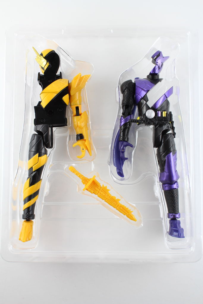 Amazon.co.jp: 仮面ライダービルド ボトルチェンジライダー