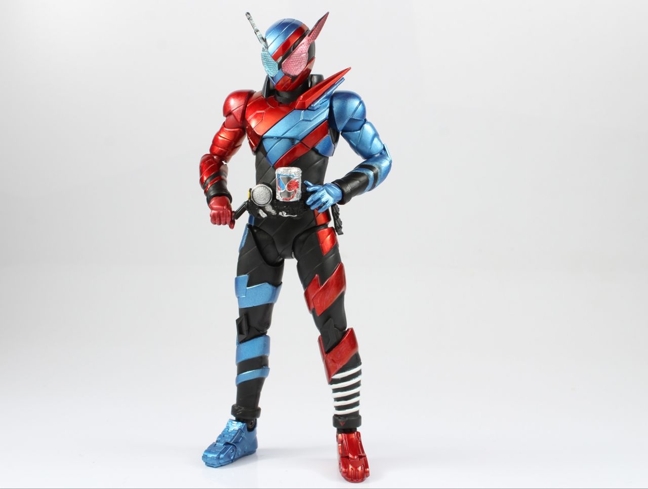 美品　フィギュアーツ　仮面ライダービルド　ラビットタンクスパークリングフォーム 612aEEL6iEL._UF894,1000_QL80_.jpg