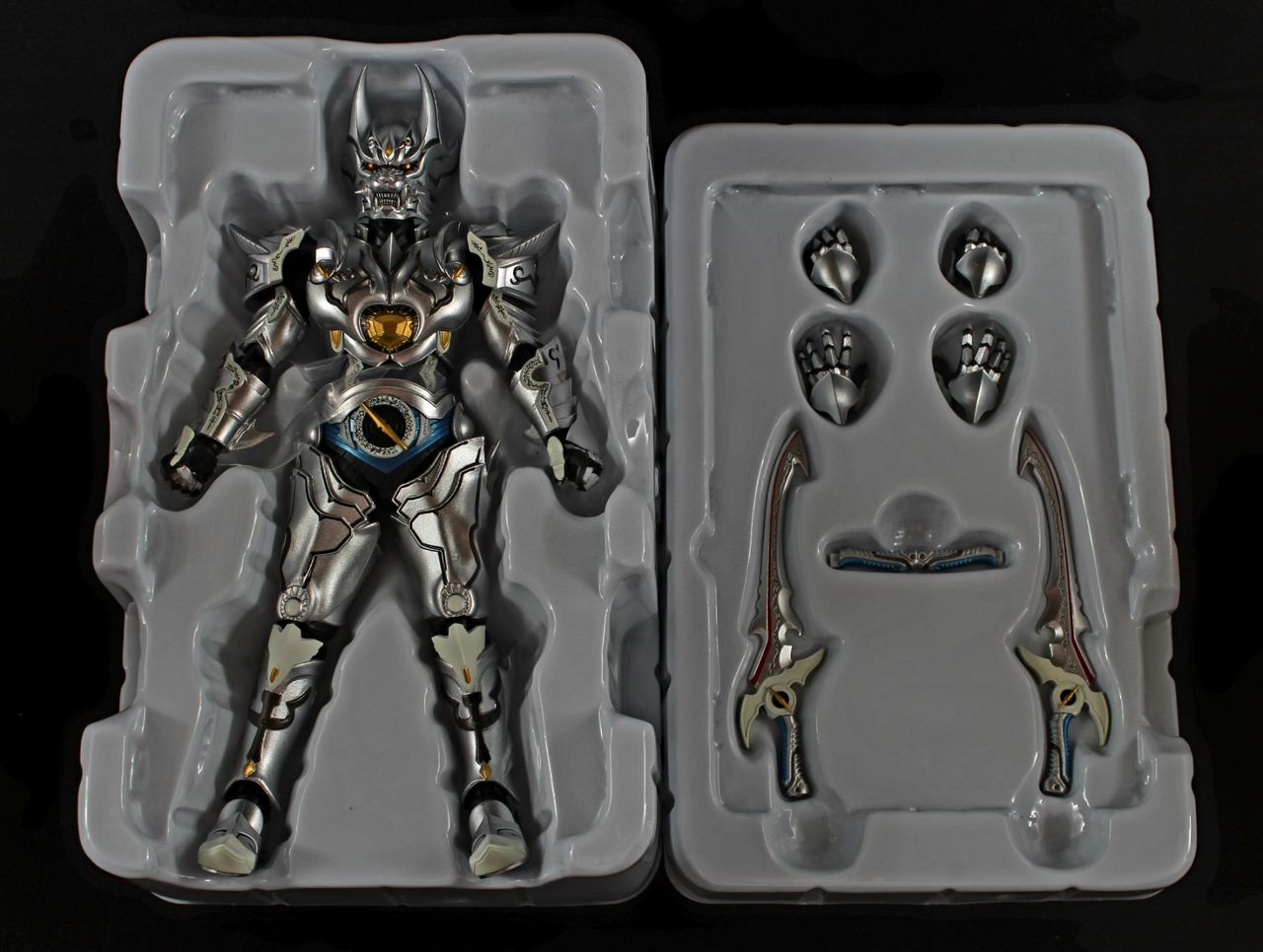 レビュー】魂ウェブ限定 S.H.フィギュアーツ 銀牙騎士 ゼロ 真骨彫製法 
