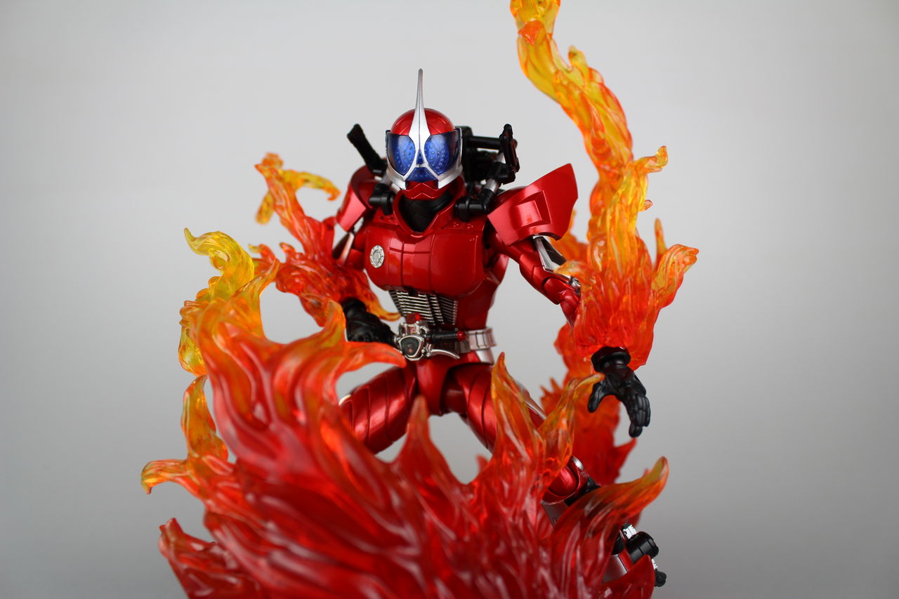 Amazon.com: TAMASHII NATIONS Bandai S.H. Figuarts Accel