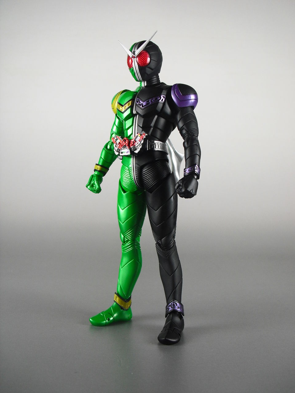 レビュー】S.H.フィギュアーツ 仮面ライダーW サイクロンジョーカー 真