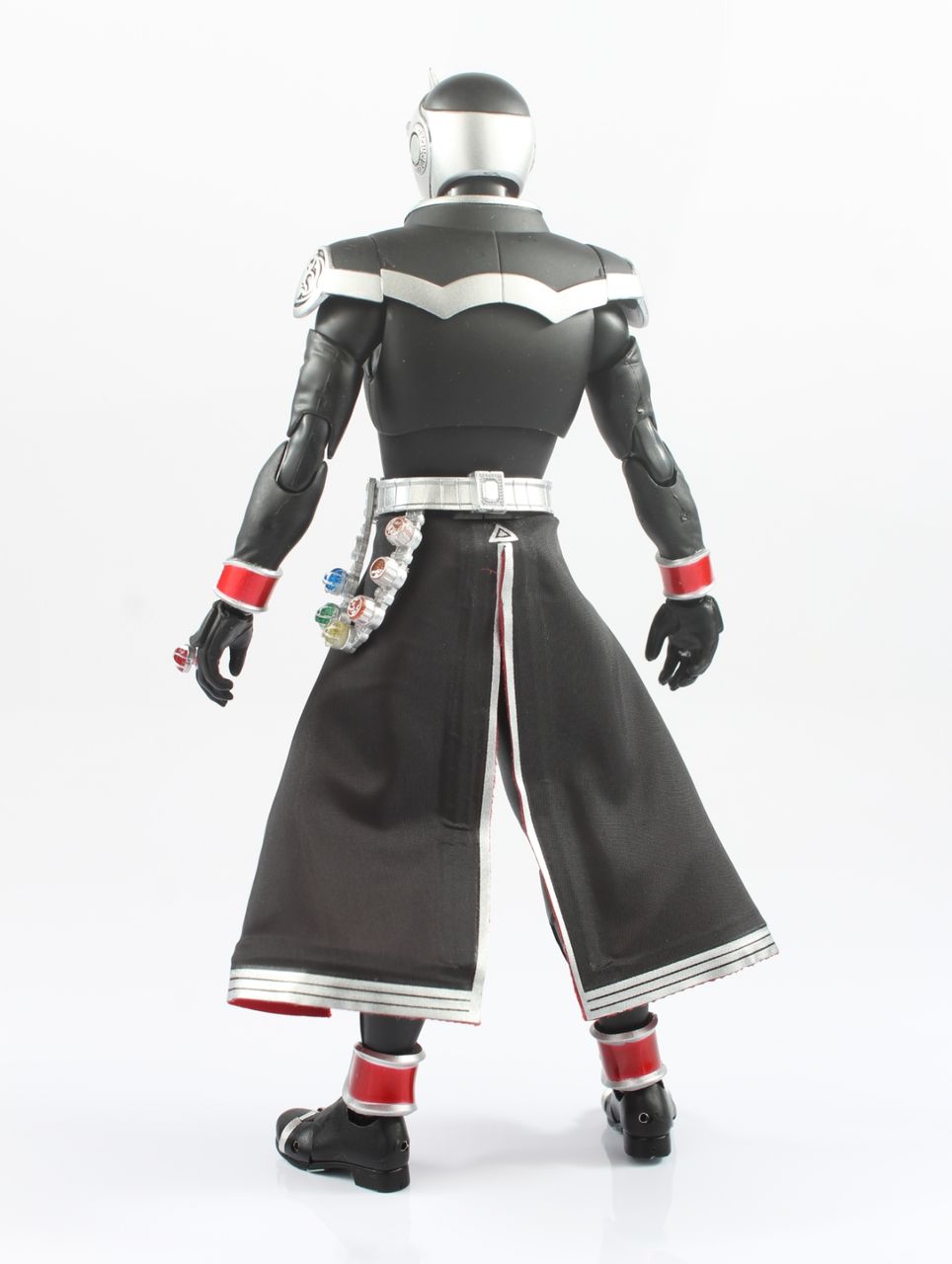 レビュー】S.H.フィギュアーツ 仮面ライダーウィザード フレイム