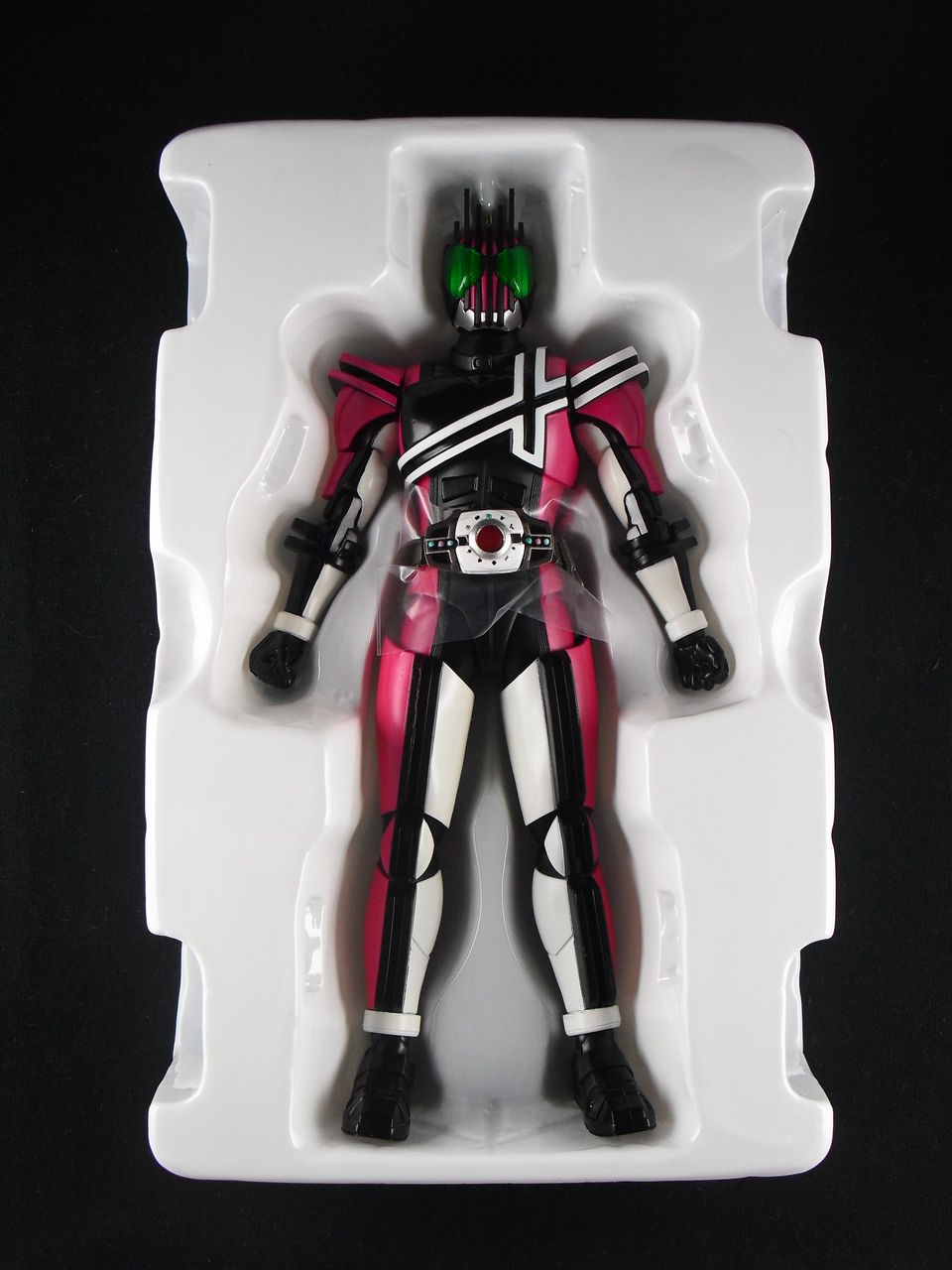 レビュー】S.H.フィギュアーツ(真骨彫製法) 仮面ライダーディケイド