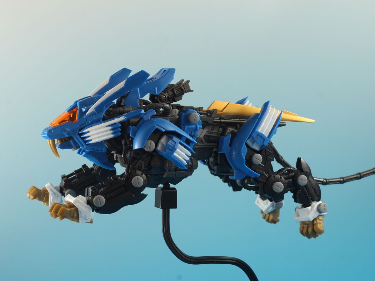 REALIZE MODEL RMZ-001 ブレードライガー 完成品 REALIZE MODEL「RMZ-001 ブレードライガー」｜リアライズ｜T