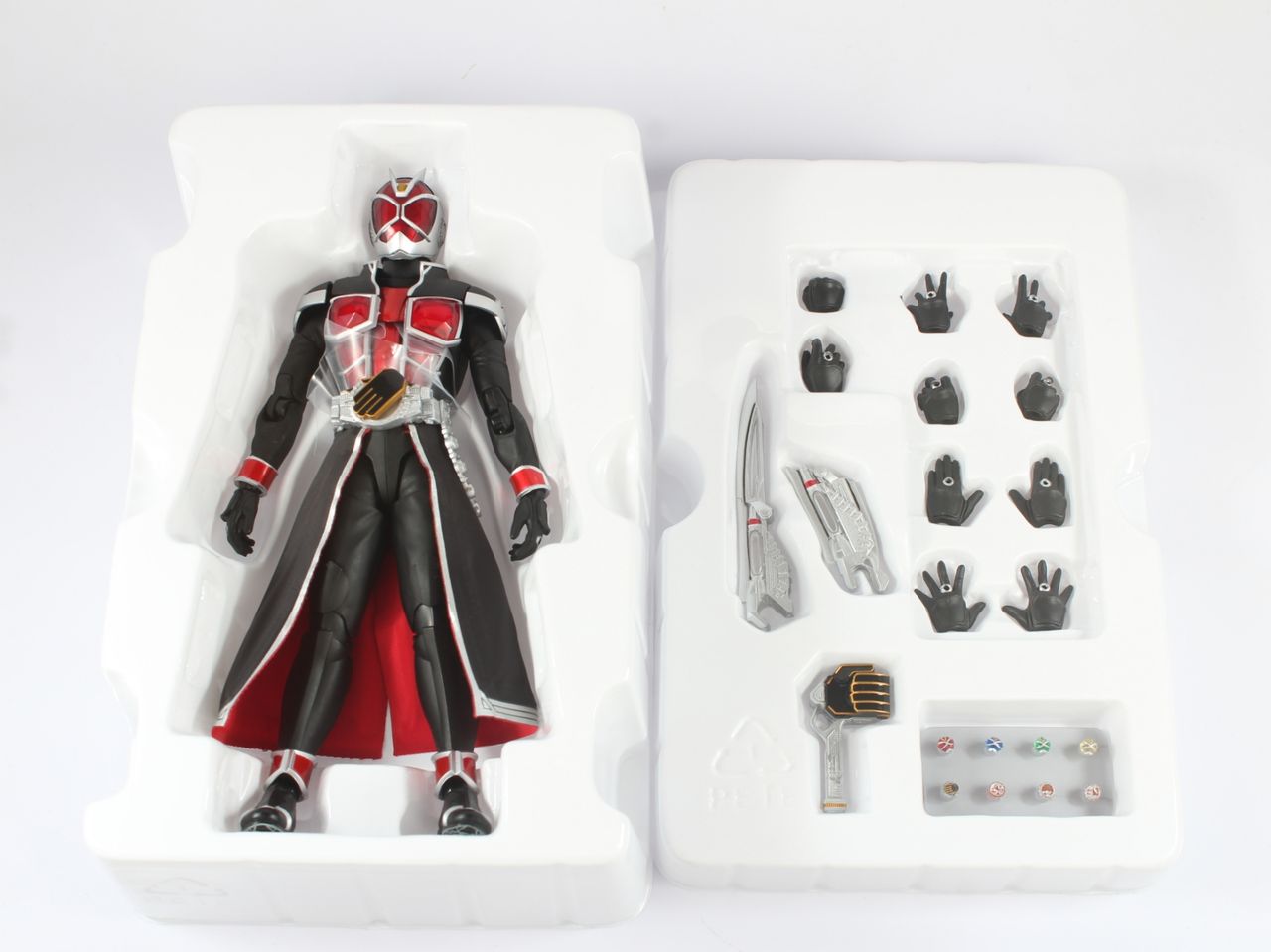 レビュー】S.H.フィギュアーツ 仮面ライダーウィザード フレイム