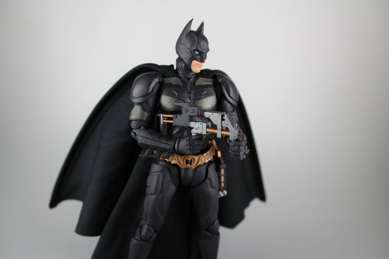 レビュー】S.H.フィギュアーツ バットマン(The Dark Knight レビュー】S.H.フィギュアーツ バットマン(The Dark Knight