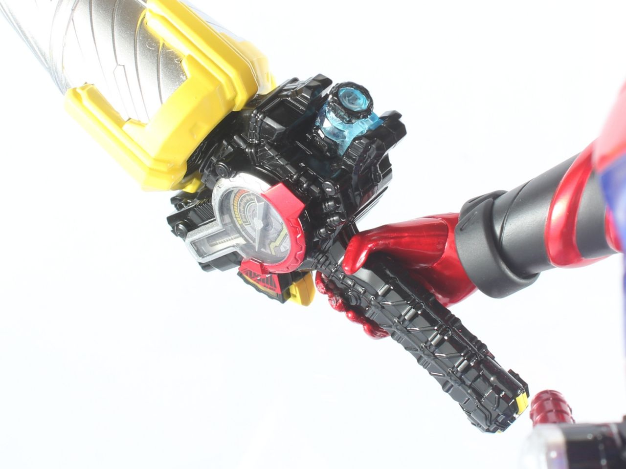 レビュー】RAH GENESIS 仮面ライダービルド ラビットタンク レビュー】RAH GENESIS 仮面ライダービルド ラビットタンク