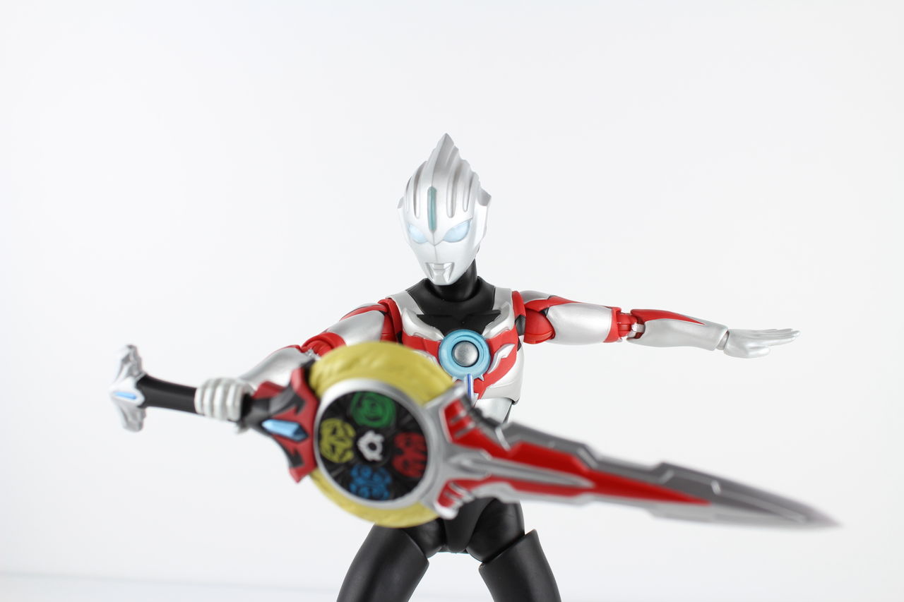 レビュー】S.H.フィギュアーツ ウルトラマンオーブ オーブ レビュー】S.H.フィギュアーツ ウルトラマンオーブ オーブ
