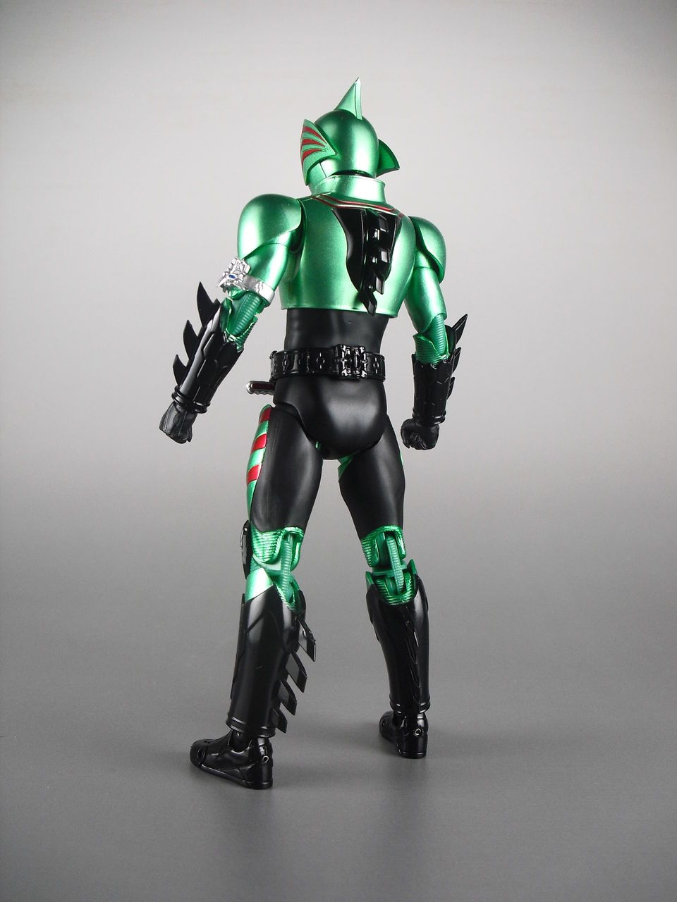 レビュー】S.H.フィギュアーツ 仮面ライダーアマゾンオメガ レビュー】S.H.フィギュアーツ 仮面ライダーアマゾンオメガ