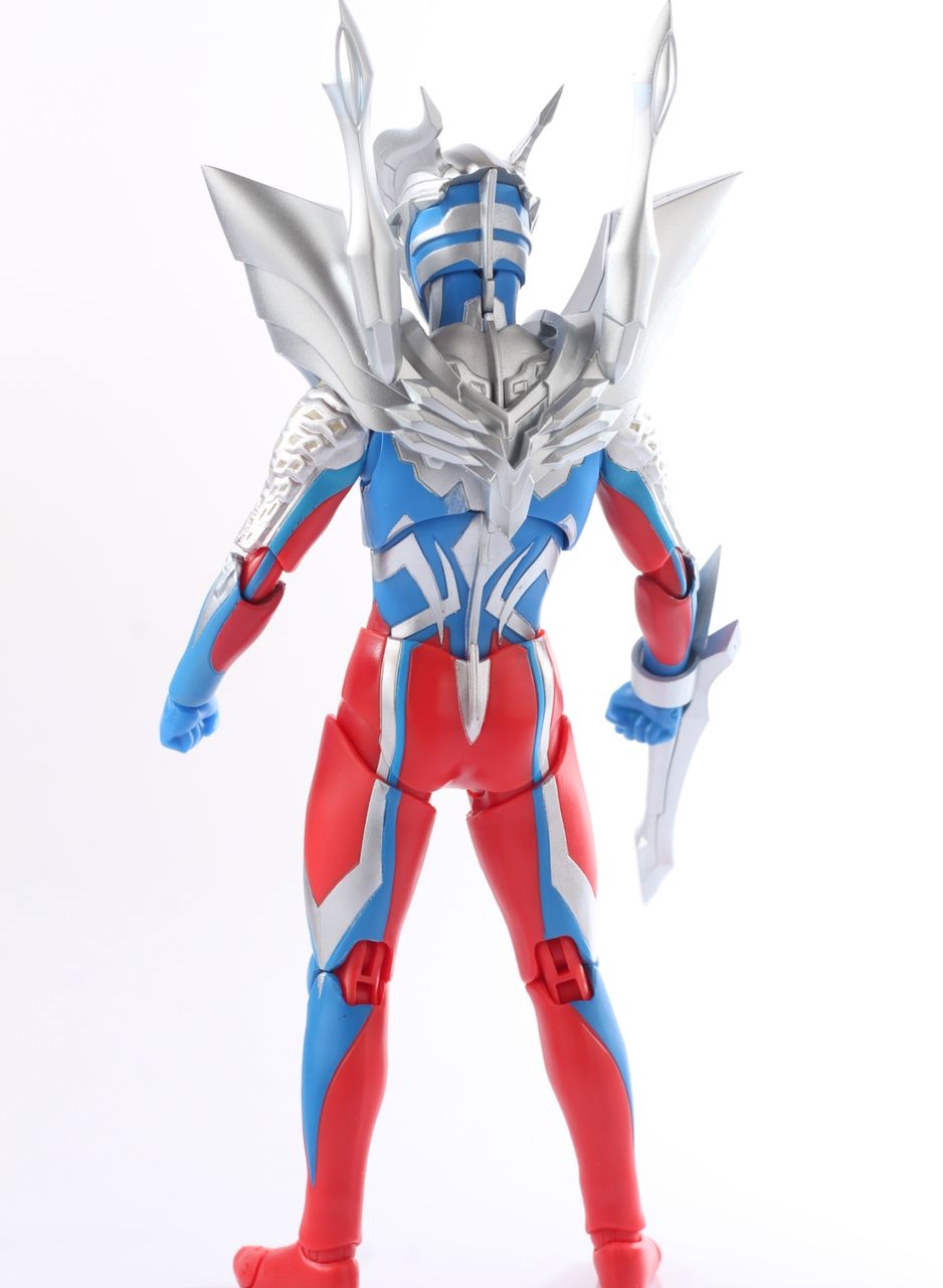 ウルティメイトイージス/ウルトラマンゼロアーマーS.H.フィギュアーツ S.H.Figuarts ウルティメイトイージス／ウルトラマンゼロ
