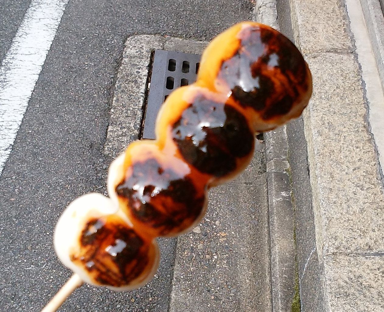 Darkangelの新世界創造シンフォニー 祇園四条 和香菜 みたらし団子