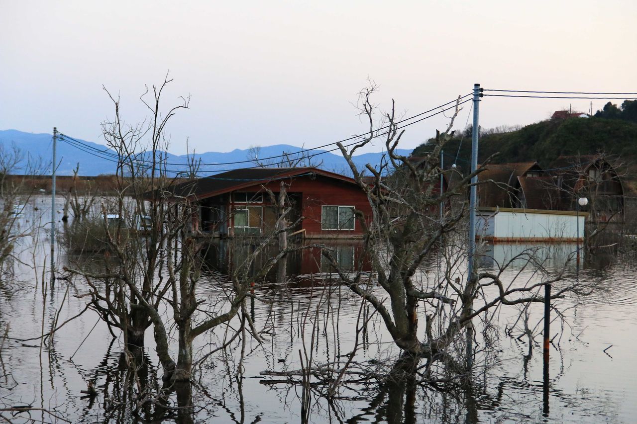 廃墟旅 牛窓の水中ペンション村 バスターズの非日常と廃墟の日々